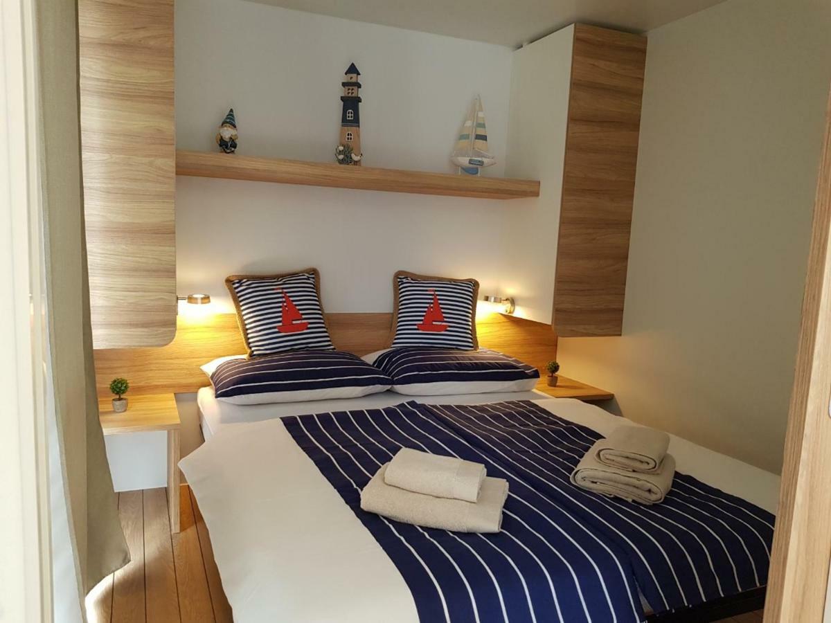 Mobile Home Biograd Na Moru Gapi House Exterior photo